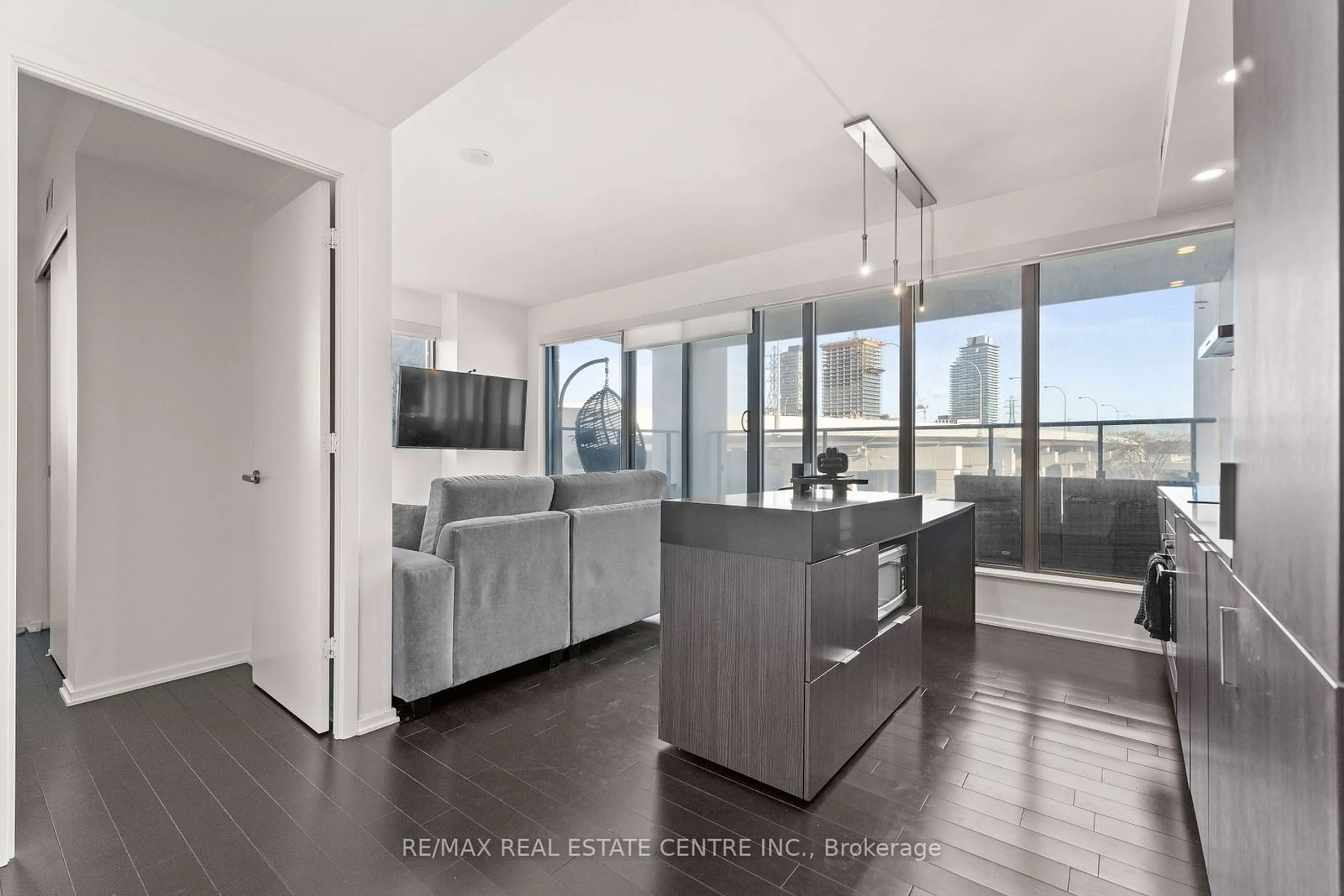 Open concept kitchen, unknown for 12 Bonnycastle St #205, Toronto Ontario M5A 0C8