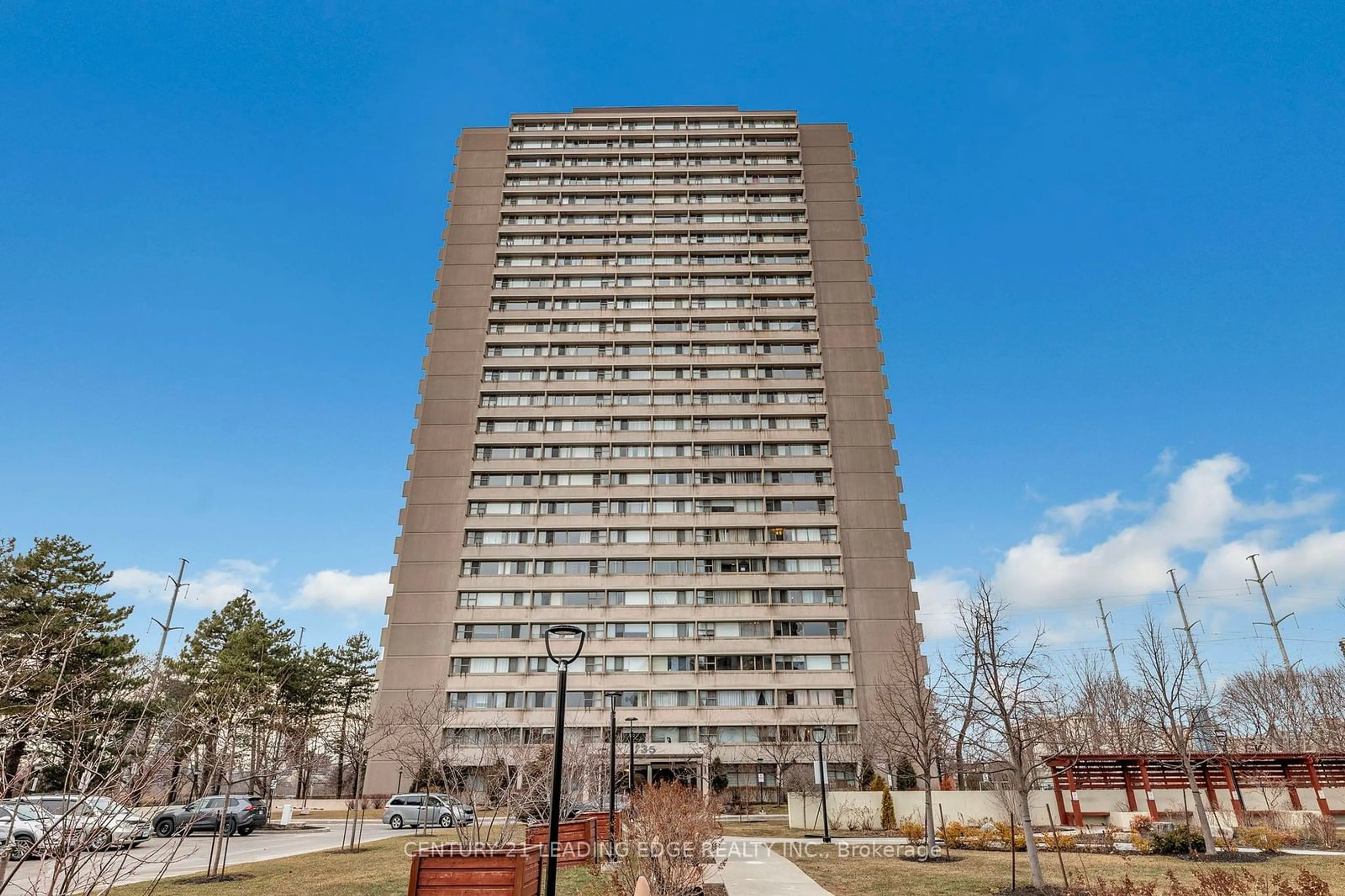 Unknown for 725 Don Mills Rd #401, Toronto Ontario M3C 1S8