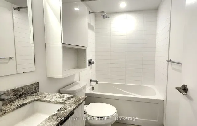 Additional image 13 of 501 Yonge St Unit 2704