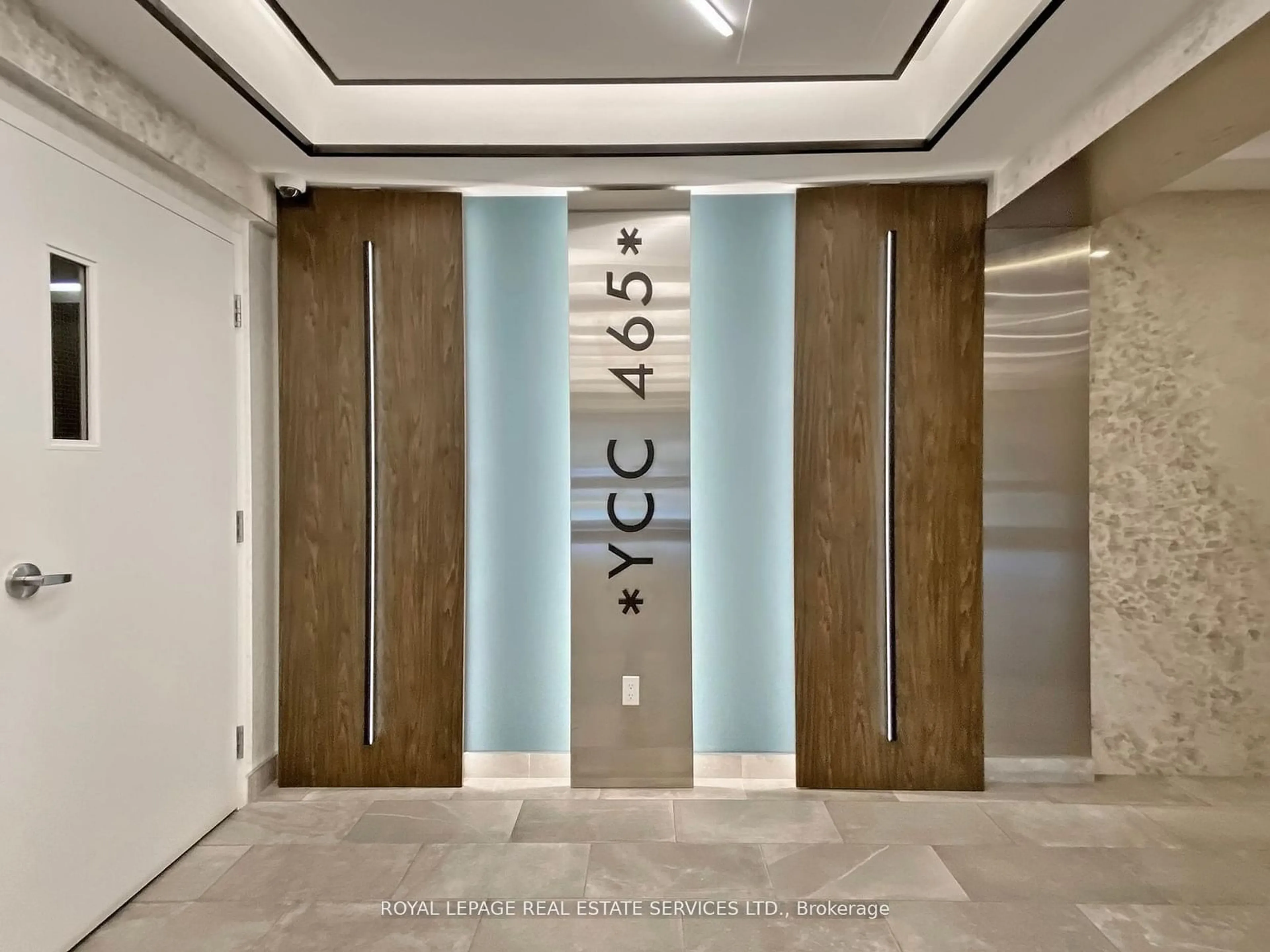 Indoor foyer for 80 Antibes Dr #2602, Toronto Ontario M2R 3N5