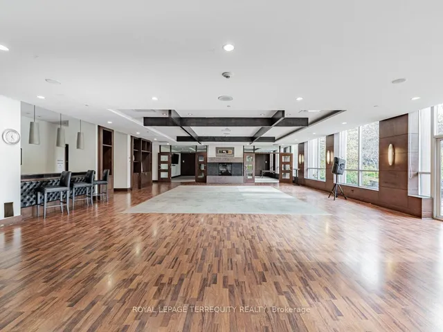 Additional property image - 15 Northtown Way Unit 1719