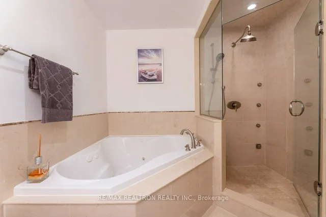 Additional property image - 662 Sheppard Ave Unit 1401