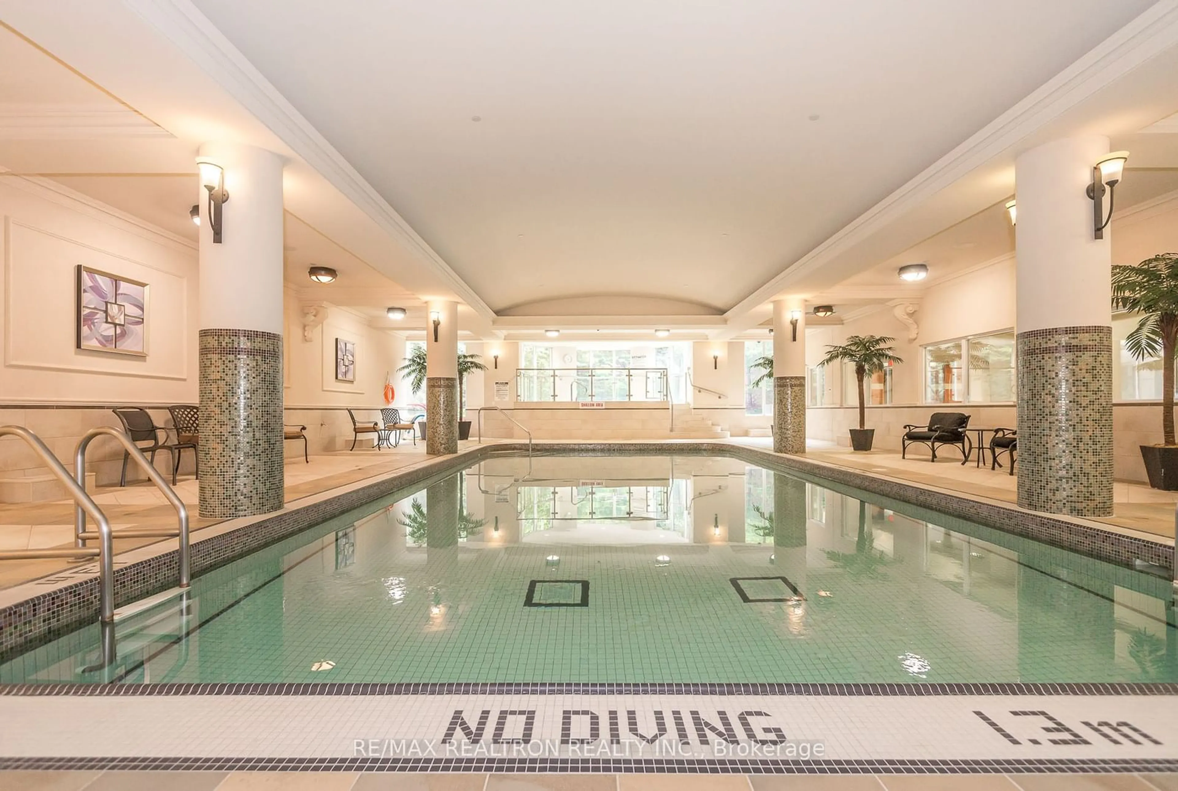 Pool for 662 Sheppard Ave #1401, Toronto Ontario M2K 3E6