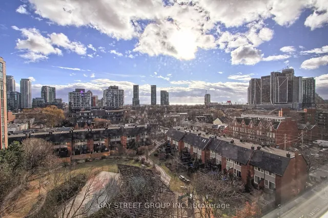 Additional property image - 705 King St Unit 913