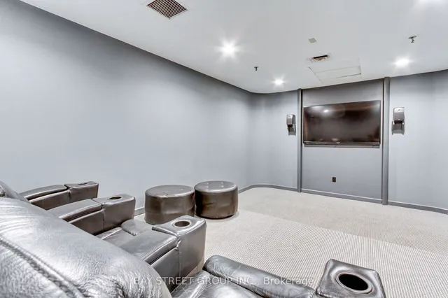 Additional property image - 705 King St Unit 913