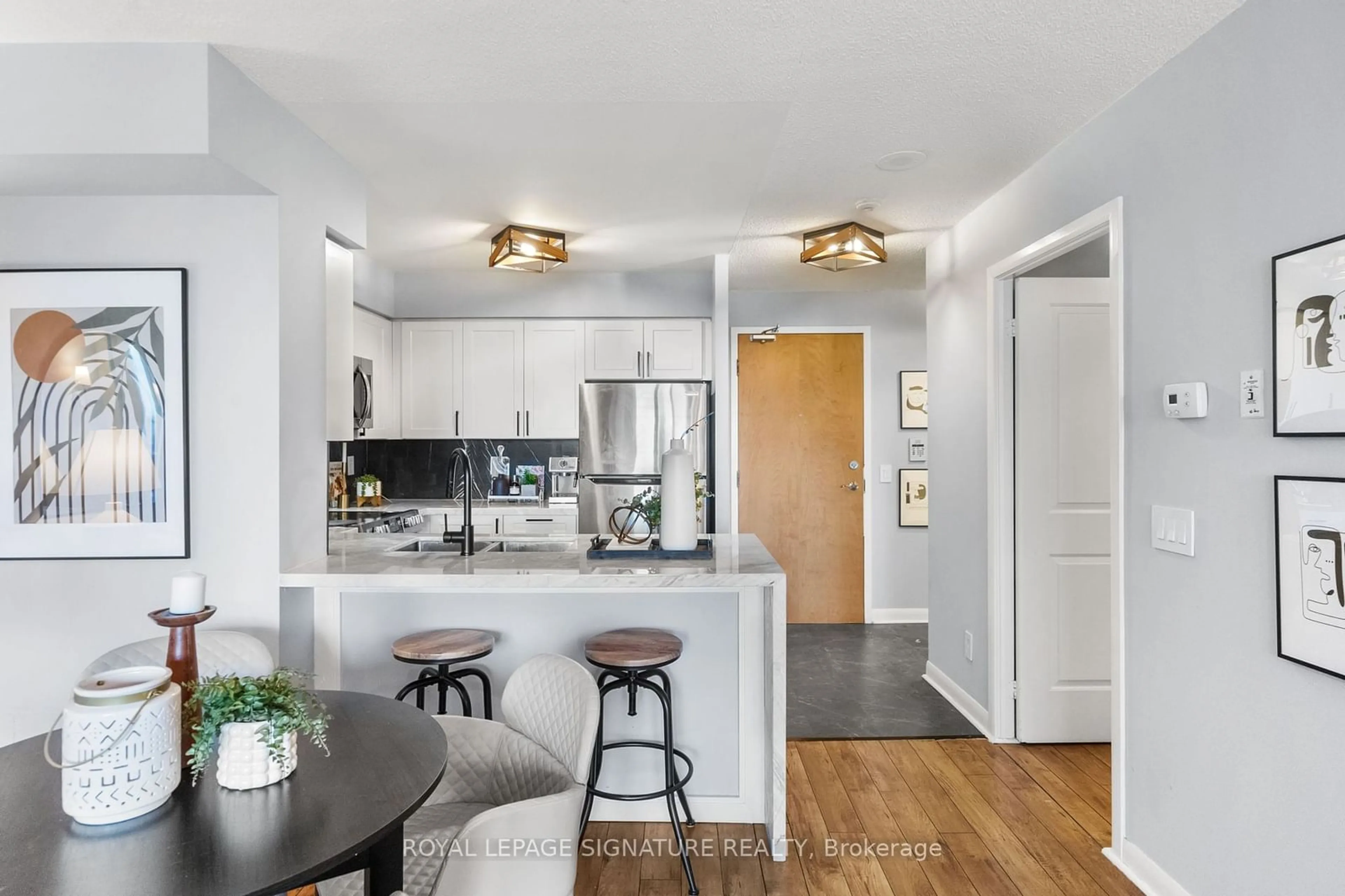 Open concept kitchen, unknown for 4968 Yonge St #3005, Toronto Ontario M2N 7G9