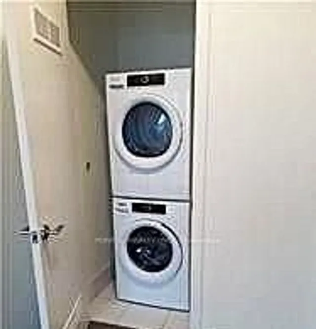 Additional property image - 3237 Bayview Ave Unit 1005