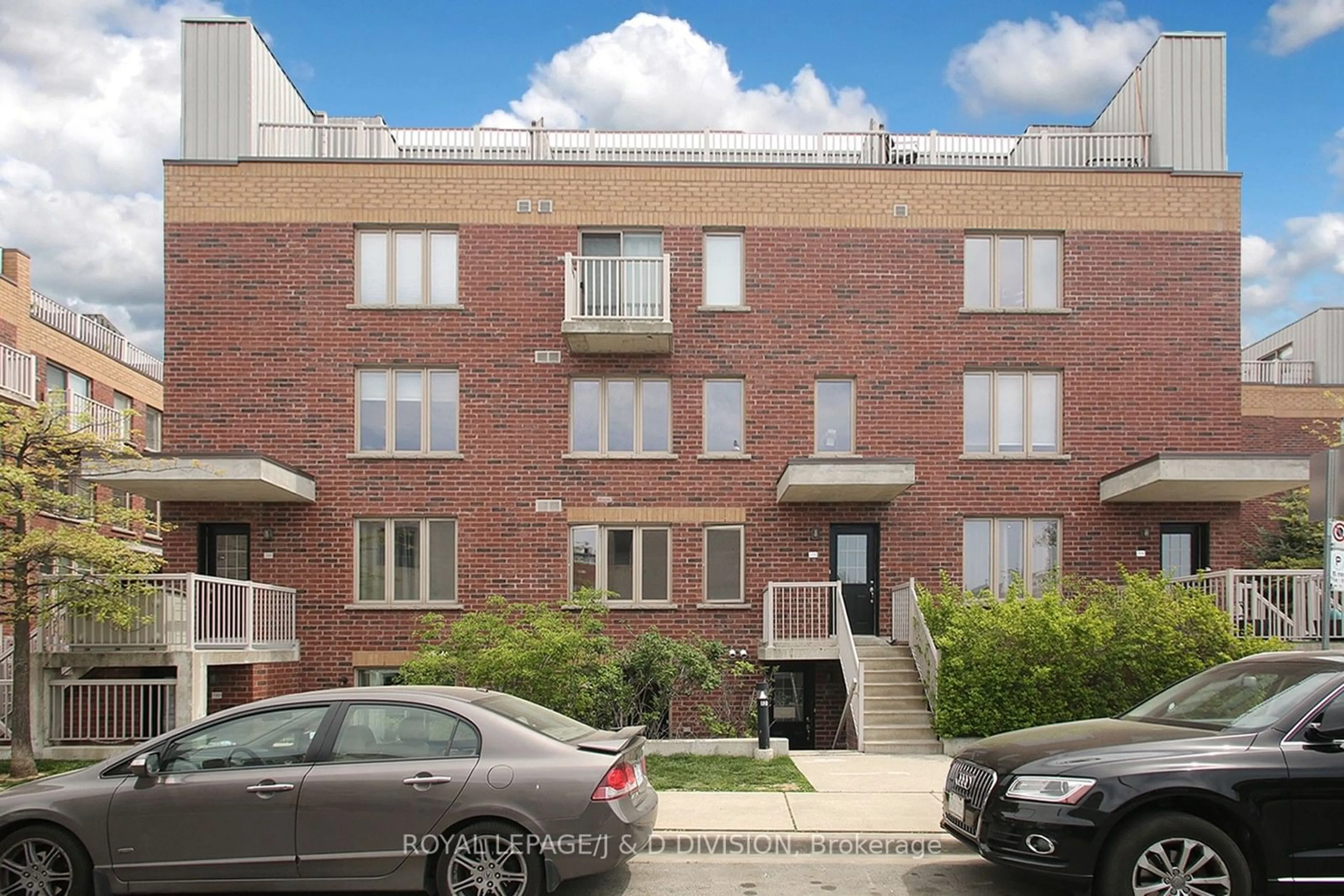 Home with brick exterior material, street for 11 Ruttan St #229, Toronto Ontario M6P 0A1