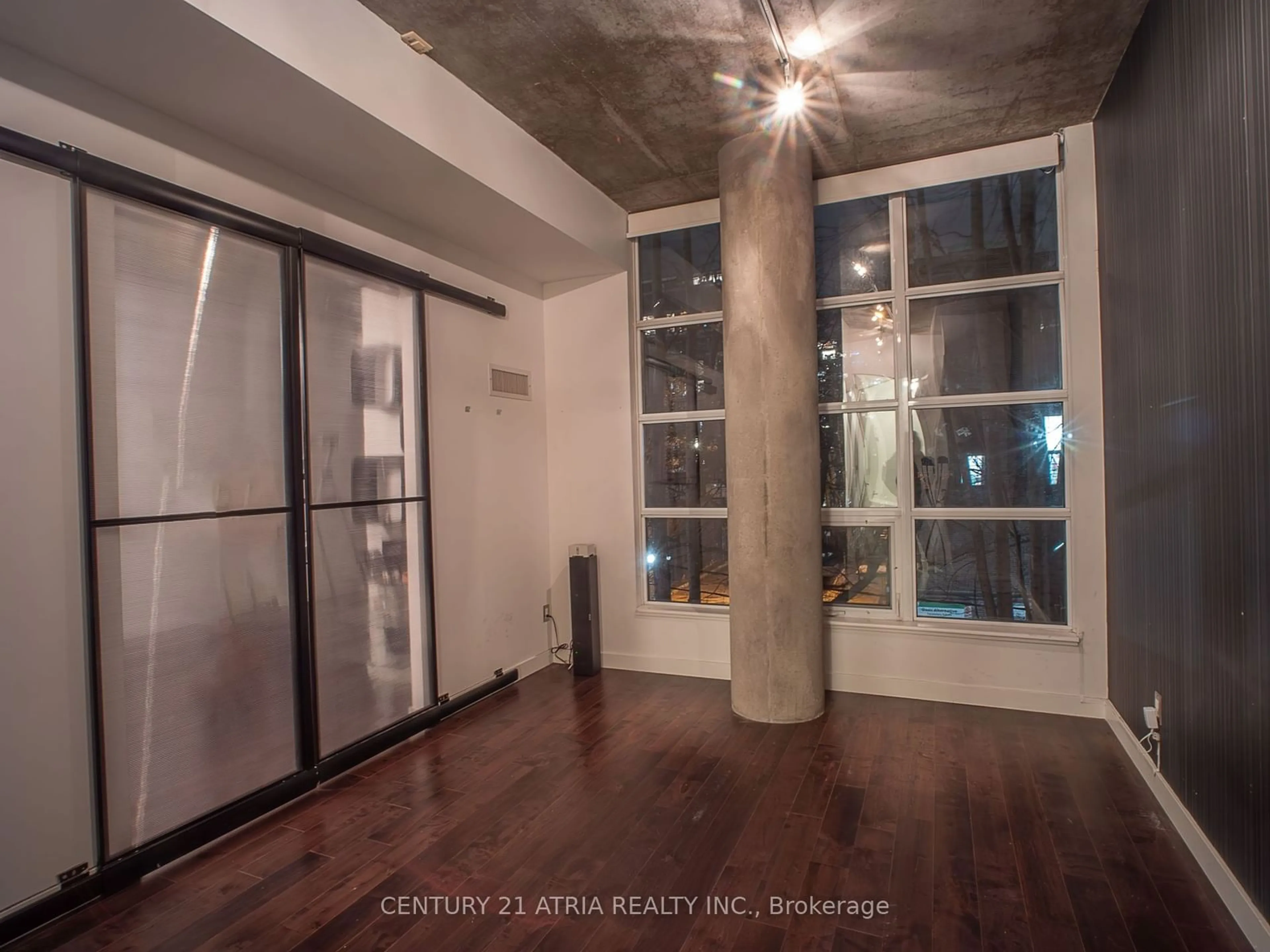 A pic of a room for 19 Brant St #306, Toronto Ontario M5V 2L2