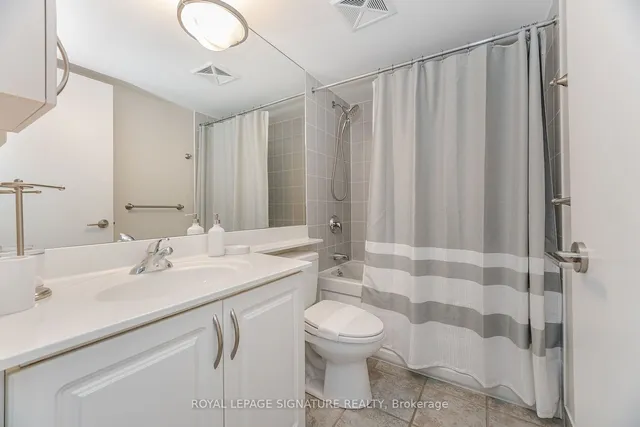 Additional property image - 231 Fort York Blvd Unit 122
