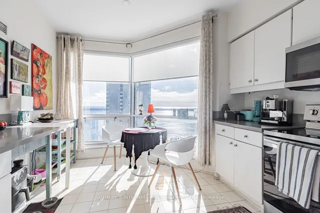 Additional property image - 10 Queens Quay Unit 2305