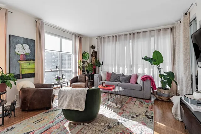 Additional property image - 10 Queens Quay Unit 2305