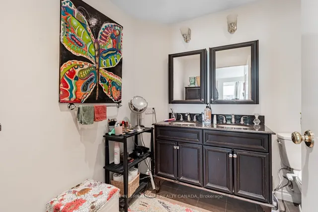 Additional property image - 10 Queens Quay Unit 2305