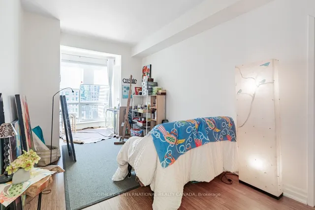 Additional property image - 10 Queens Quay Unit 2305