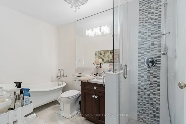 Additional property image - 10 Queens Quay Unit 2305