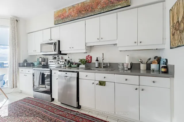 Additional property image - 10 Queens Quay Unit 2305