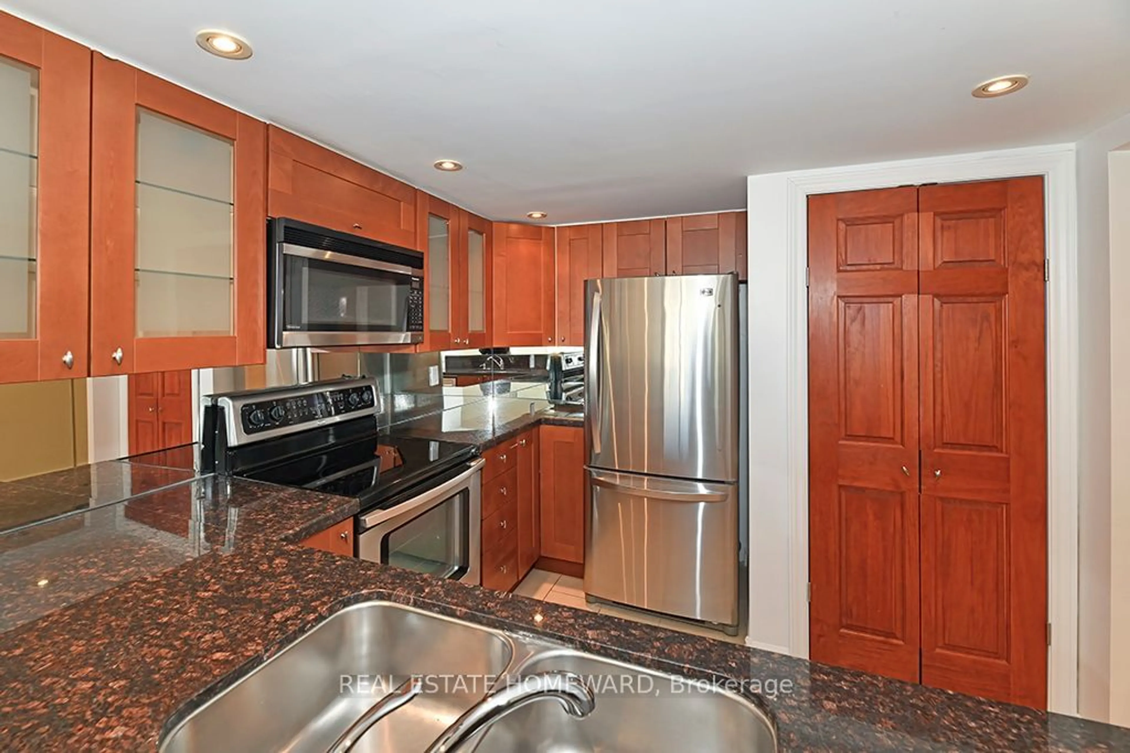 Standard kitchen, unknown for 15 Maitland Pl #2104, Toronto Ontario M4Y 2X3