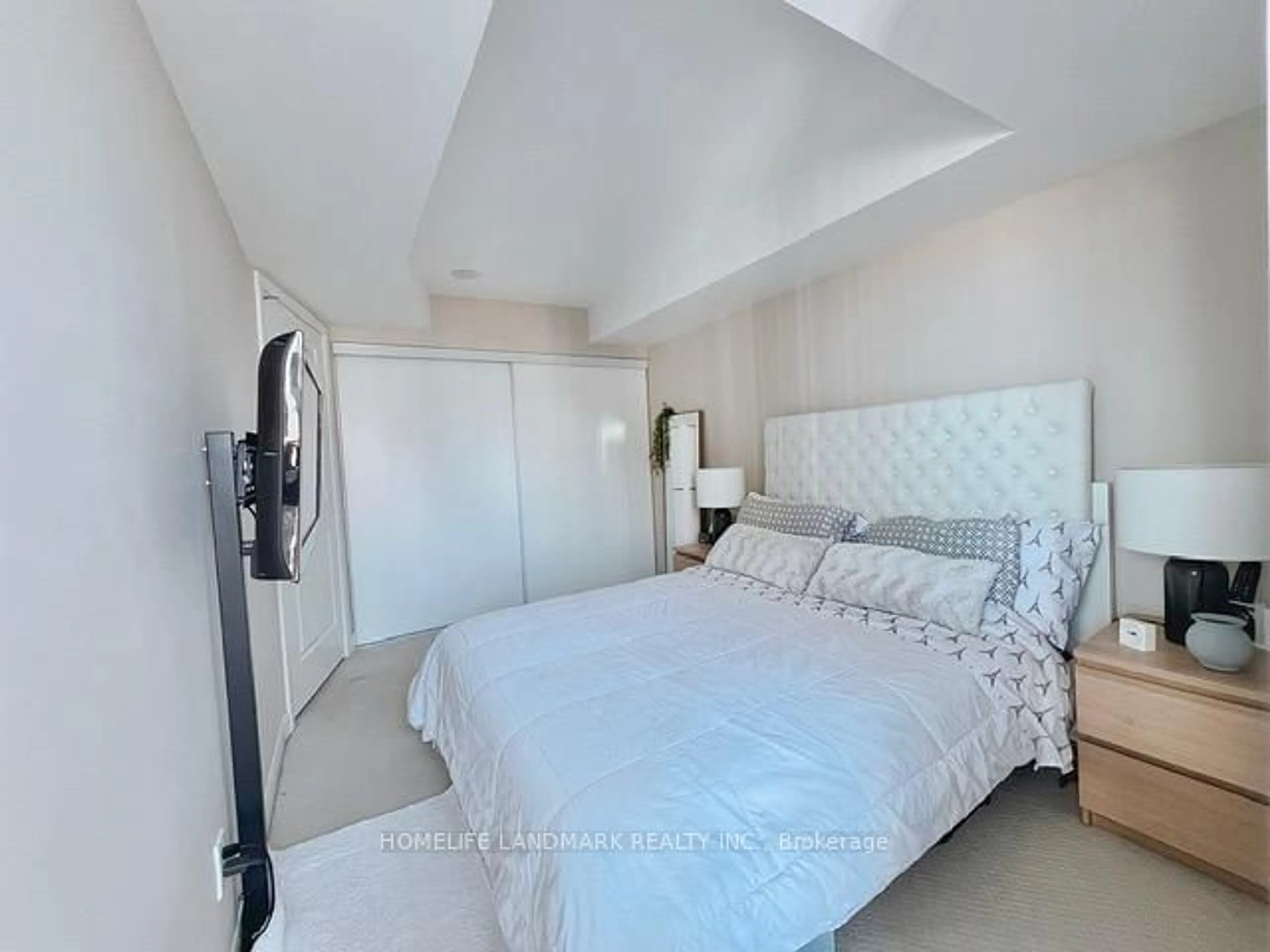 Bedroom with bed, unknown for 4968 Yonge St #2601, Toronto Ontario M2N 7G9