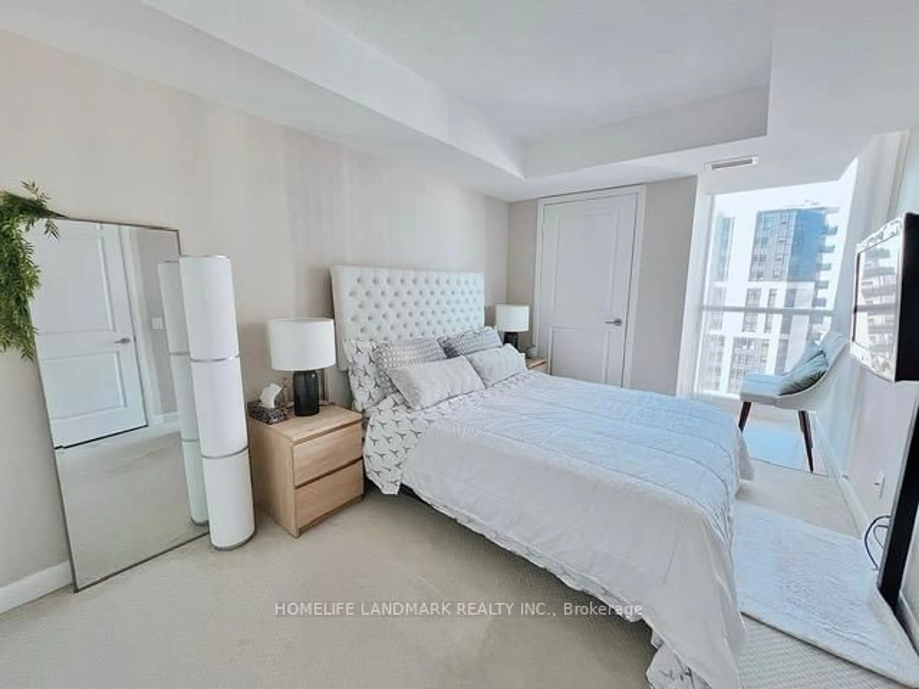 Bedroom with bed, unknown for 4968 Yonge St #2601, Toronto Ontario M2N 7G9