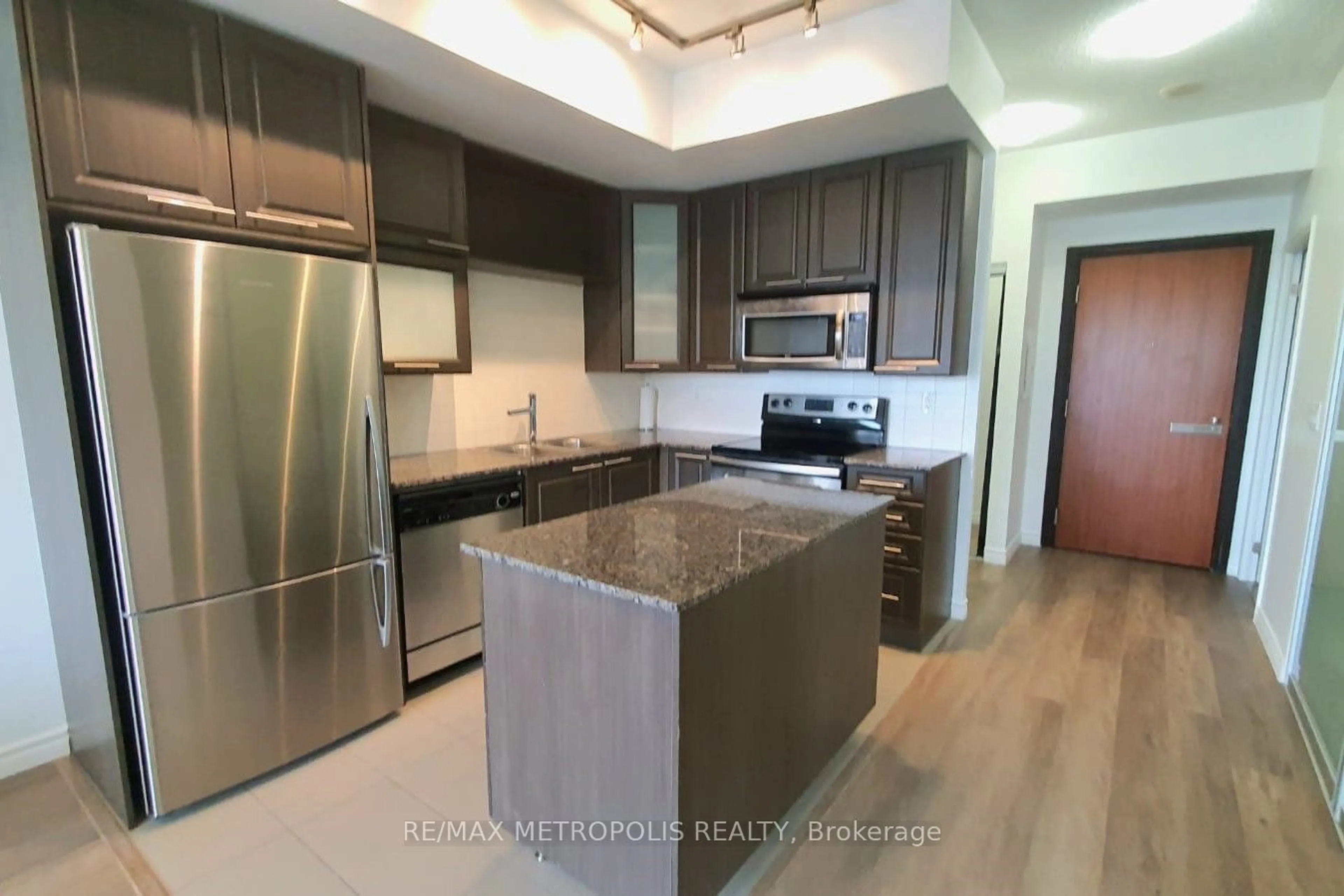 Open concept kitchen, unknown for 500 Sherbourne St #1811, Toronto Ontario M4X 1L1