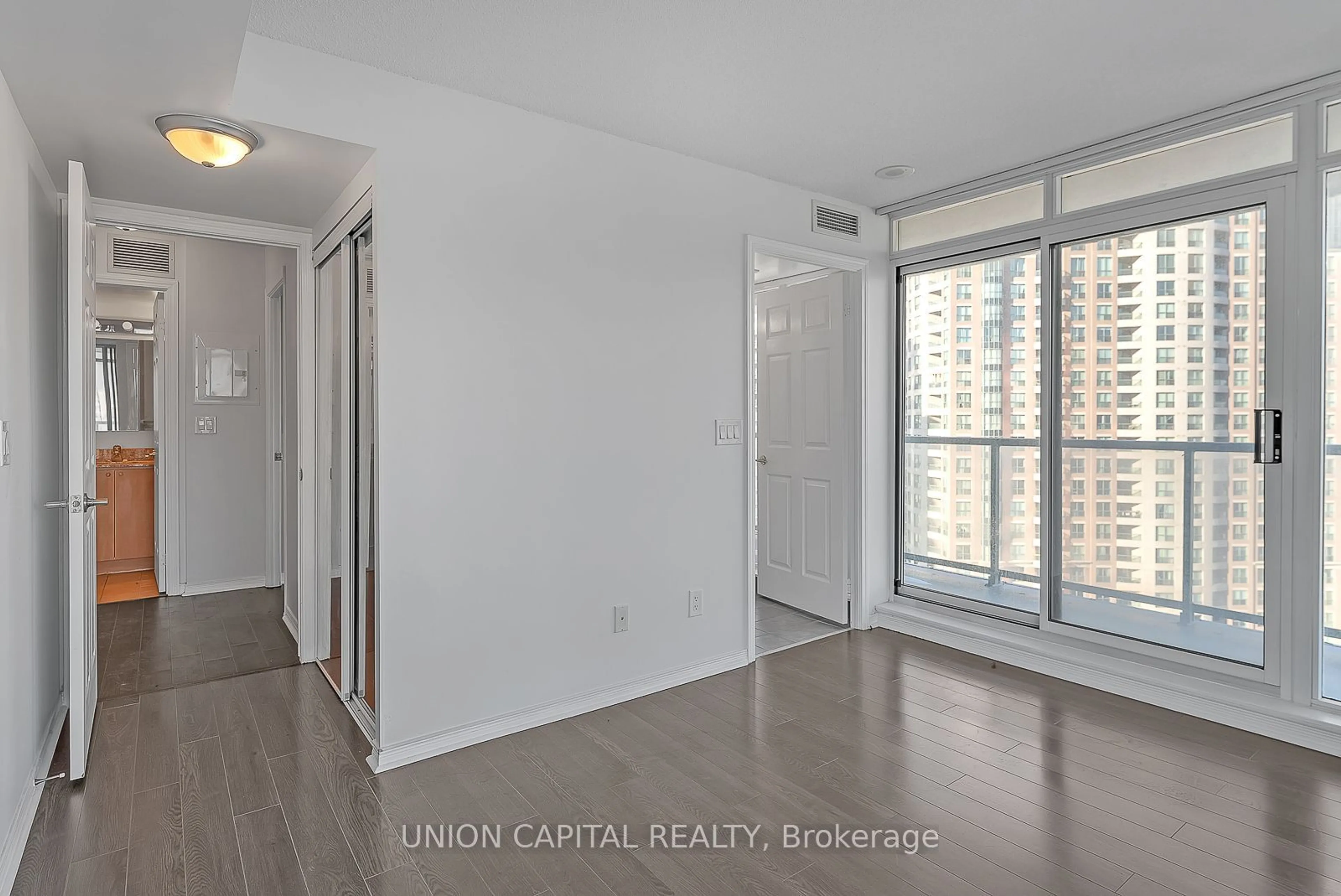 A pic of a room for 5508 Yonge St #1508, Toronto Ontario M2N 7L2