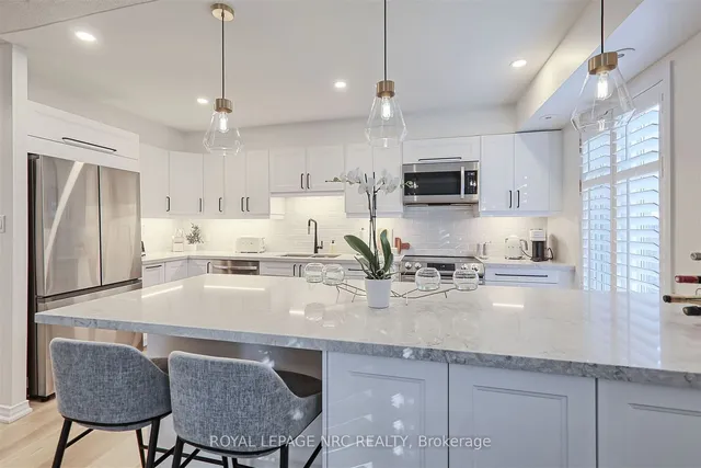 Additional property image - 21 Pirandello St Unit 1225