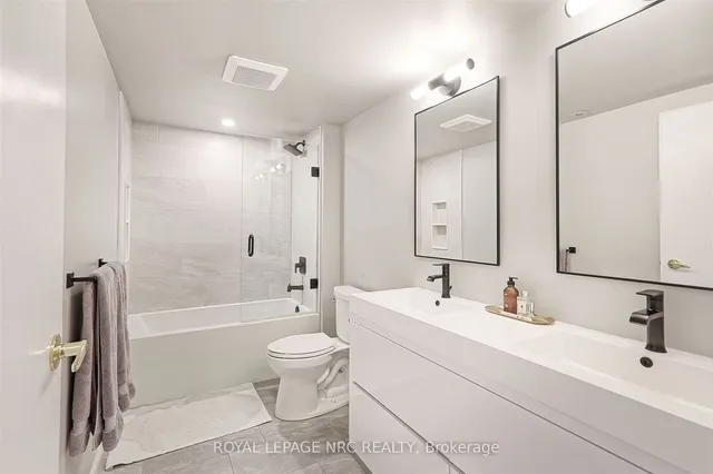 Additional property image - 21 Pirandello St Unit 1225