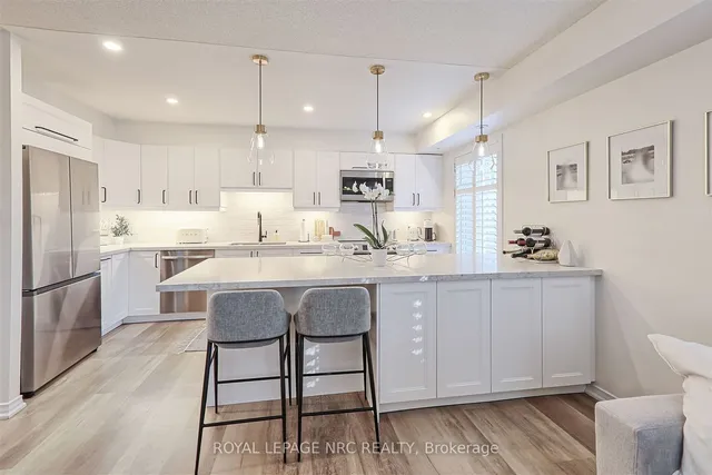 Additional property image - 21 Pirandello St Unit 1225