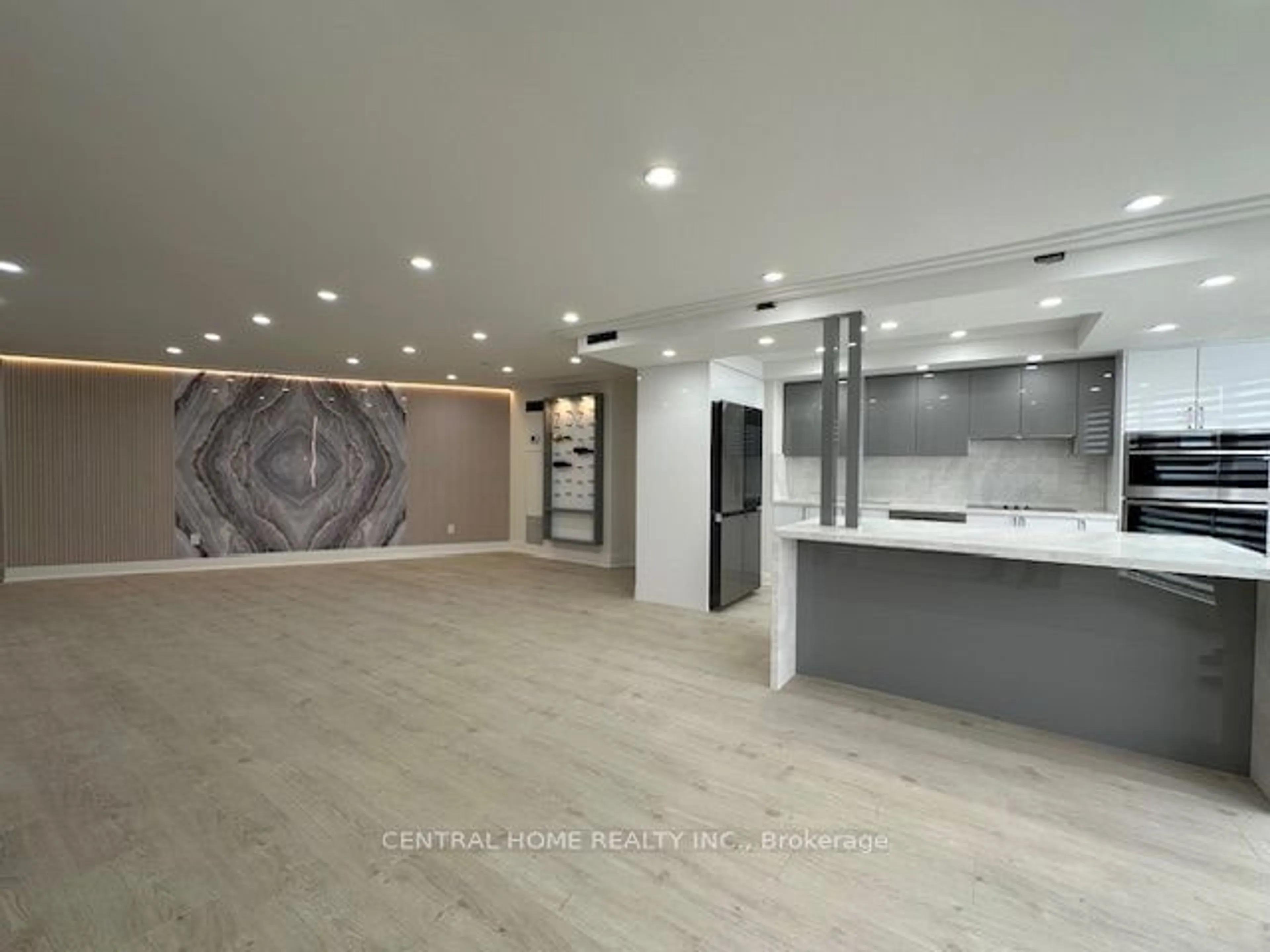 Open concept kitchen, ceramic/tile floor for 85 Skymark Dr #2502, Toronto Ontario M2H 3P2