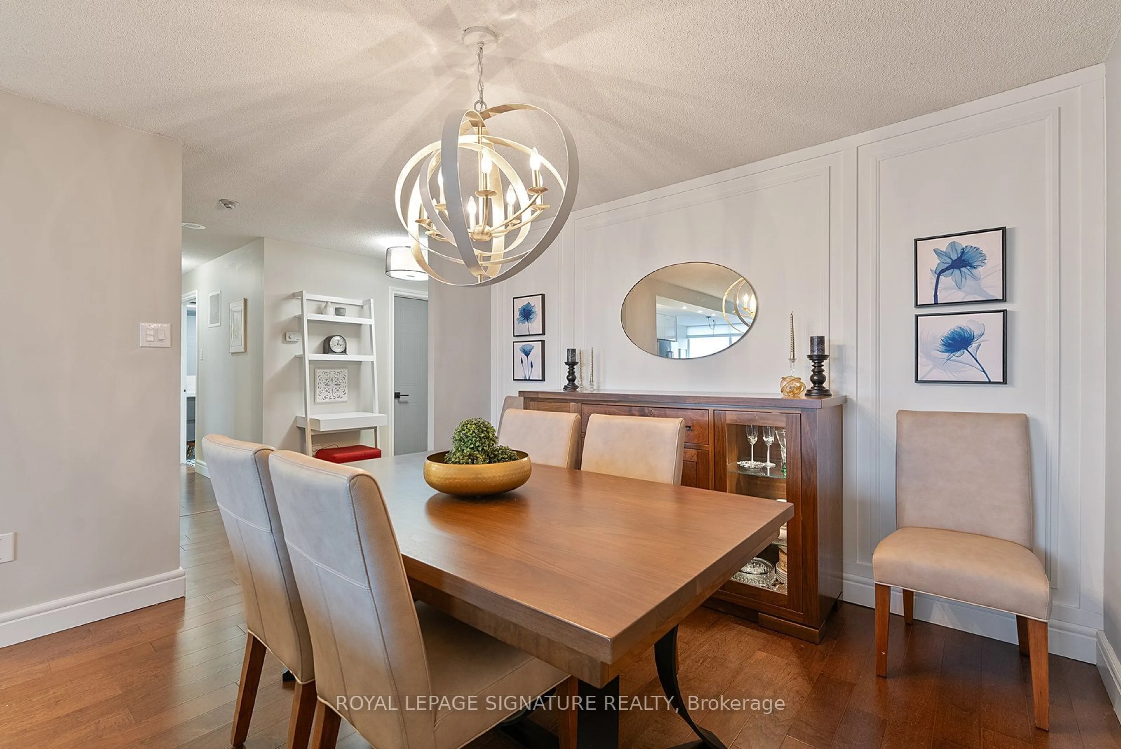 Dining room, wood/laminate floor for 5 Kenneth Ave #1008, Toronto Ontario M2N 6M7