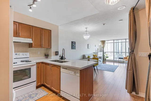 Additional image 26 of 231 Fort York Blvd Unit 1807