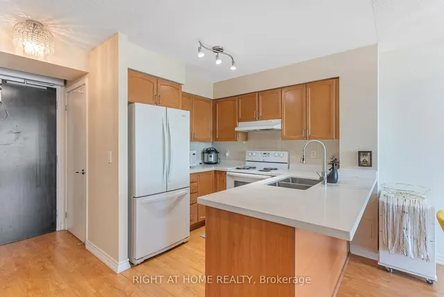 Additional image 25 of 231 Fort York Blvd Unit 1807