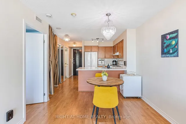 Additional image 22 of 231 Fort York Blvd Unit 1807