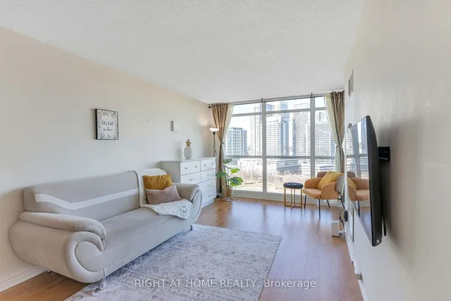 Additional image 36 of 231 Fort York Blvd Unit 1807