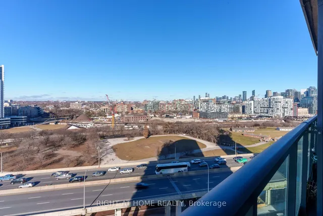 Additional image 6 of 231 Fort York Blvd Unit 1807