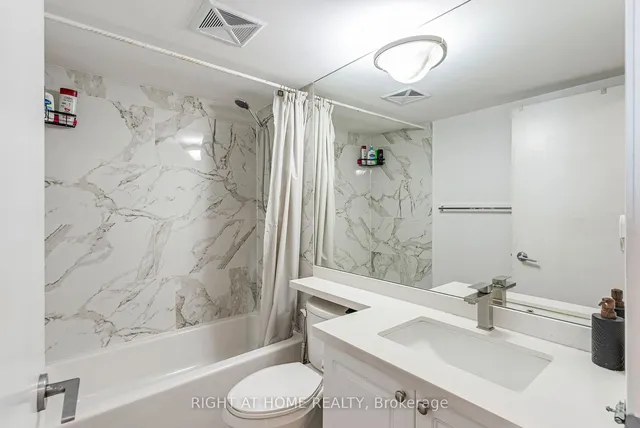 Additional image 34 of 231 Fort York Blvd Unit 1807