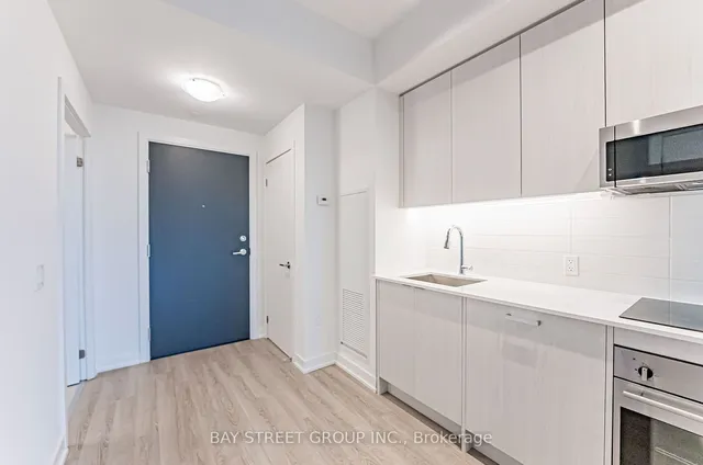 Additional property image - 250 Lawrence Ave Unit 526