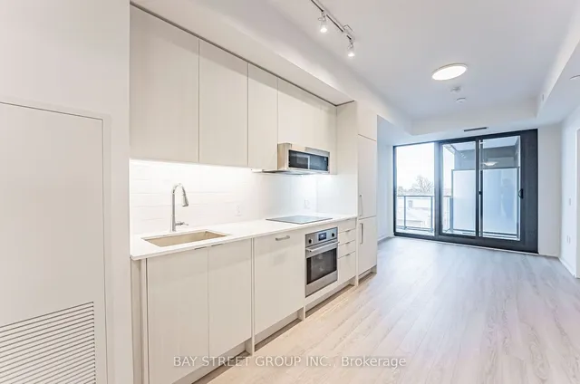 Additional property image - 250 Lawrence Ave Unit 526