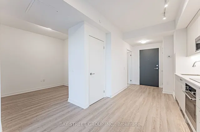 Additional property image - 250 Lawrence Ave Unit 526