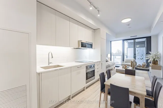 Additional property image - 250 Lawrence Ave Unit 526