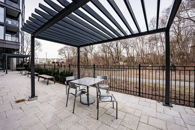 Additional property image - 250 Lawrence Ave Unit 526