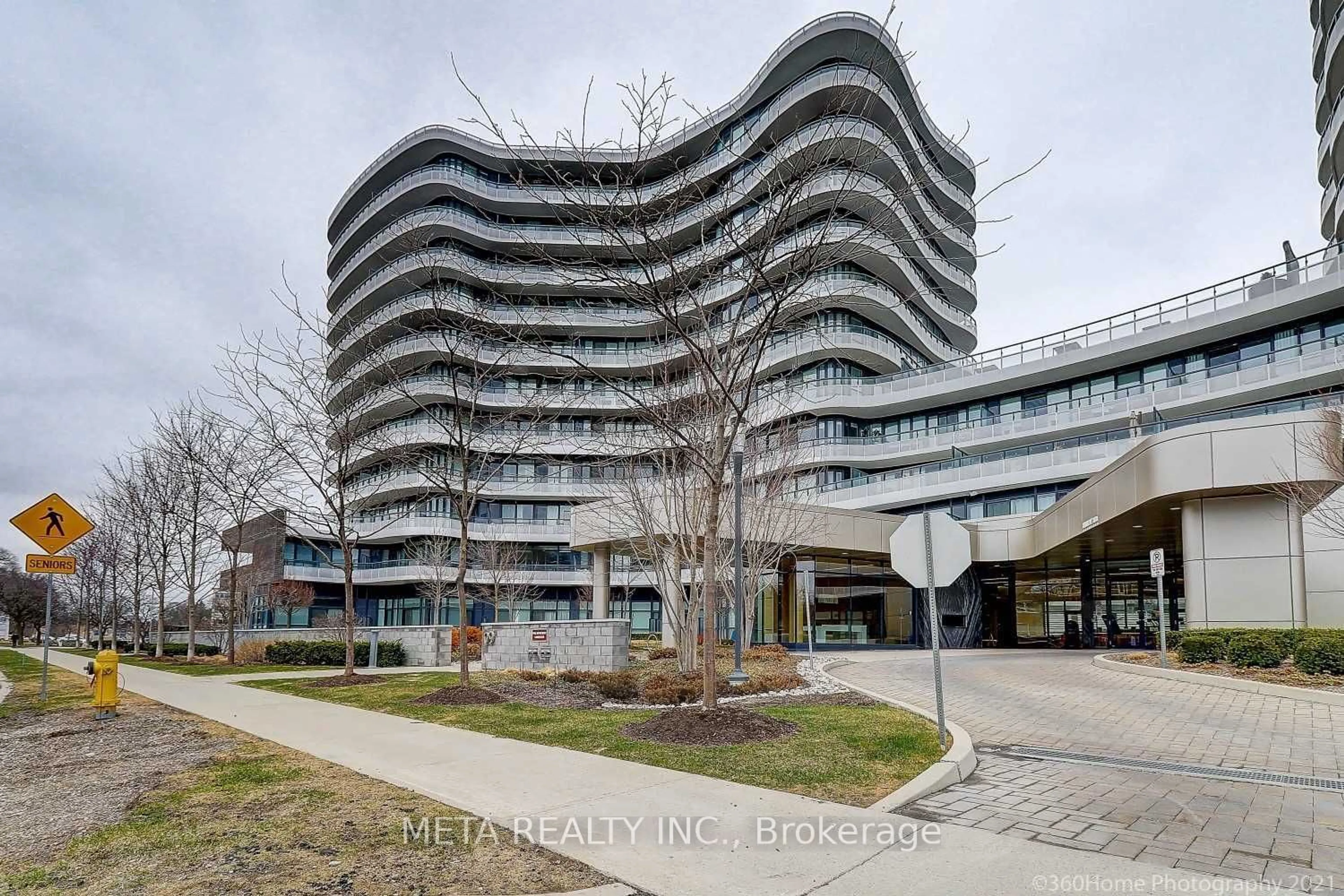 Indoor foyer for 99 The Donway W #210, Toronto Ontario M3C 0N8