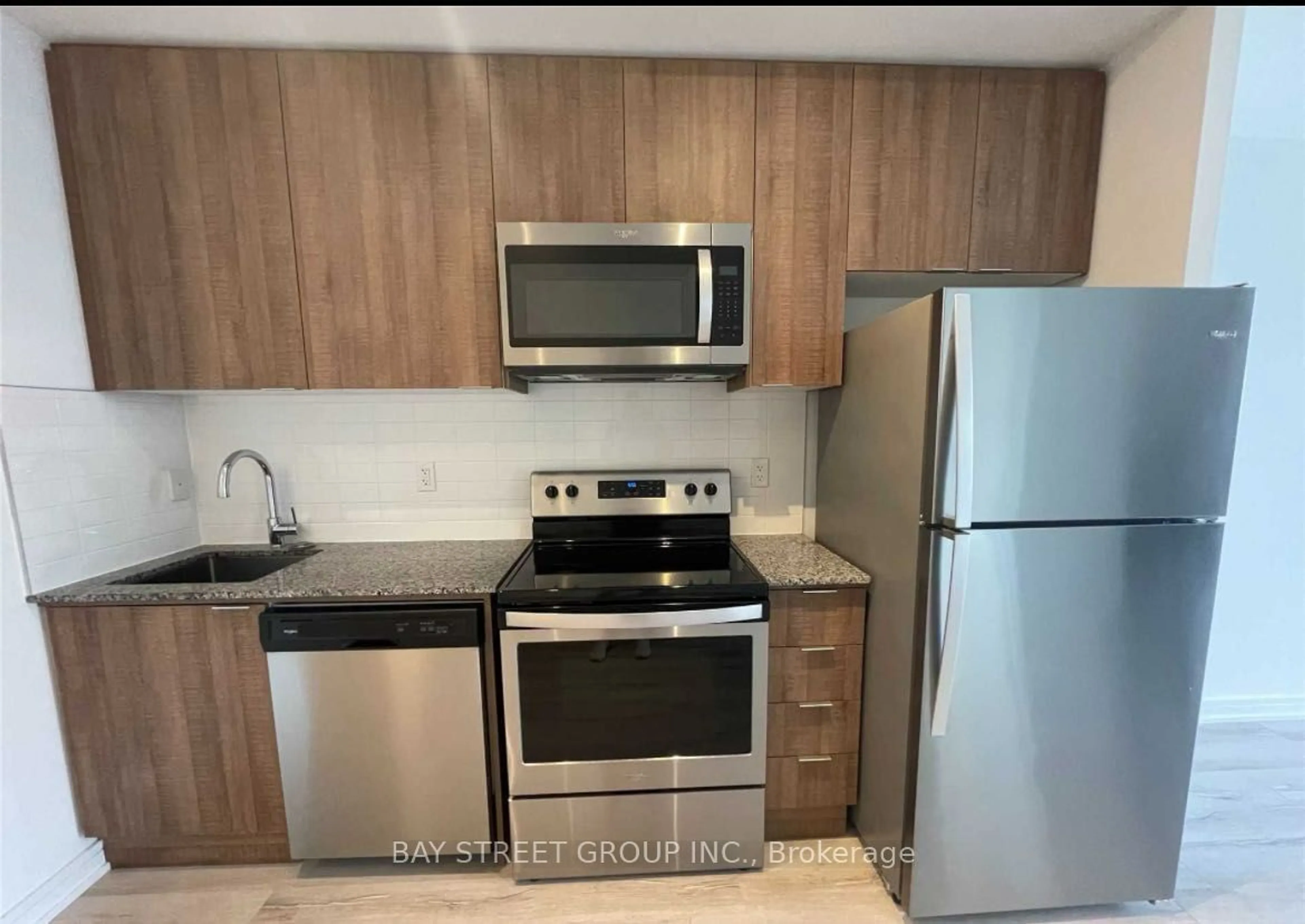 Standard kitchen, unknown for 621 Sheppard Ave #530, Toronto Ontario M2K 2S7