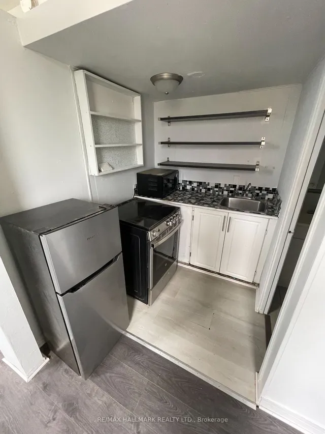 Additional property image - 177 Carlton St