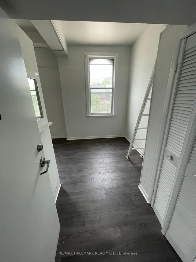 Additional property image - 177 Carlton St