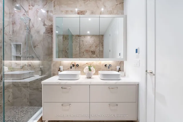 Additional property image - 455 Wellington St Unit 1105