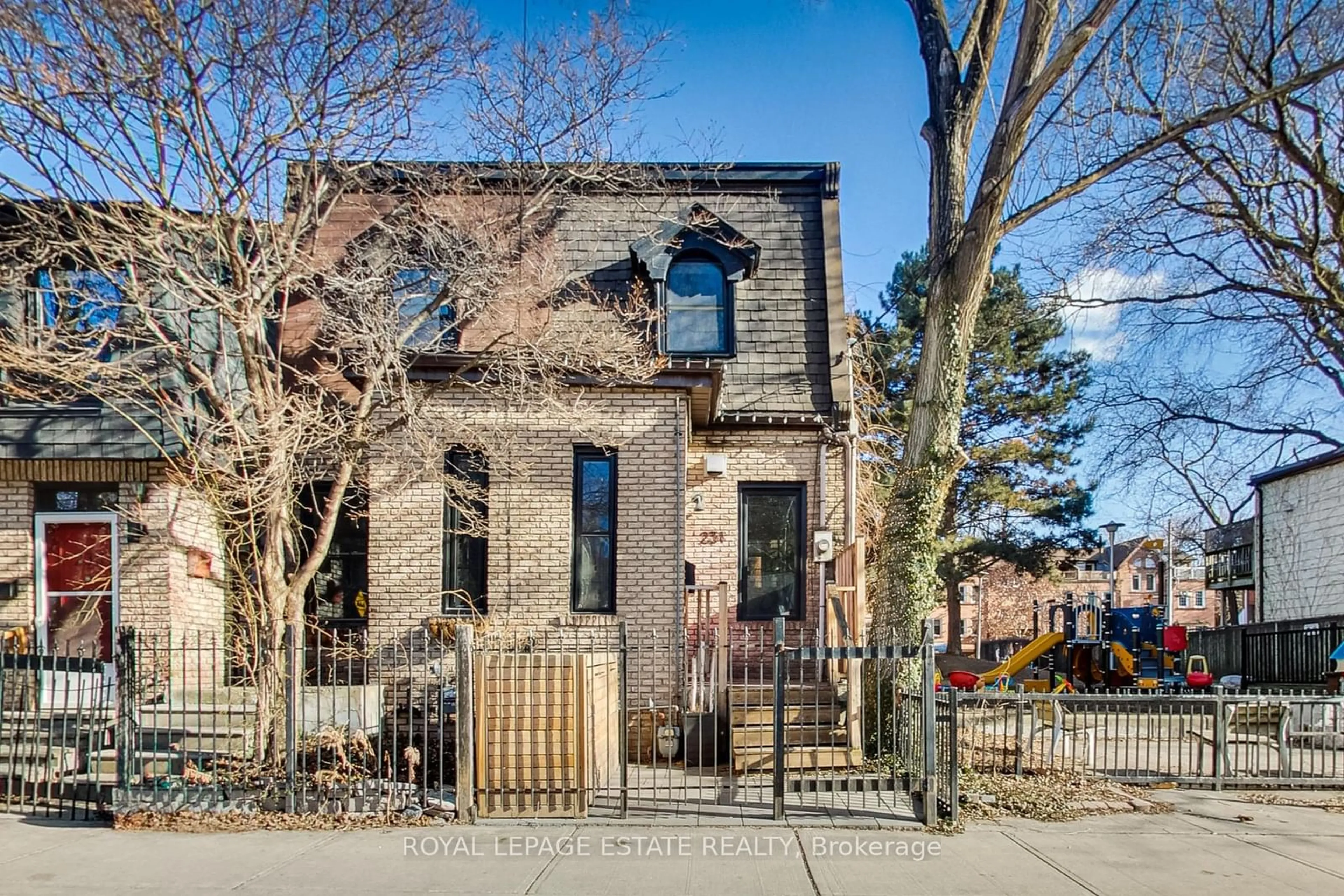 Home with brick exterior material, street for 231 Ontario St, Toronto Ontario M5A 2V6