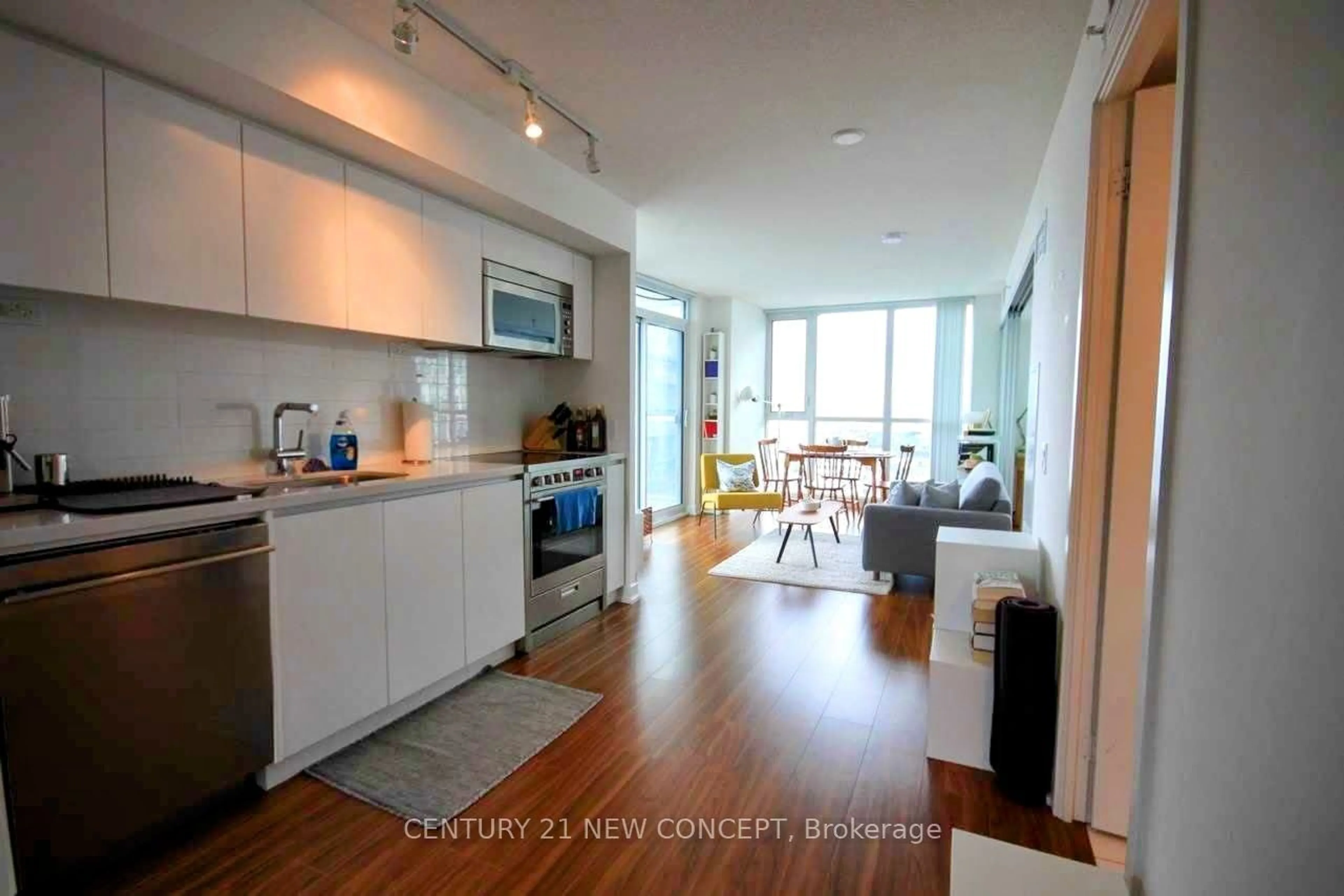 Open concept kitchen, unknown for 85 Queens Wharf Rd #3307, Toronto Ontario M5V 0J9