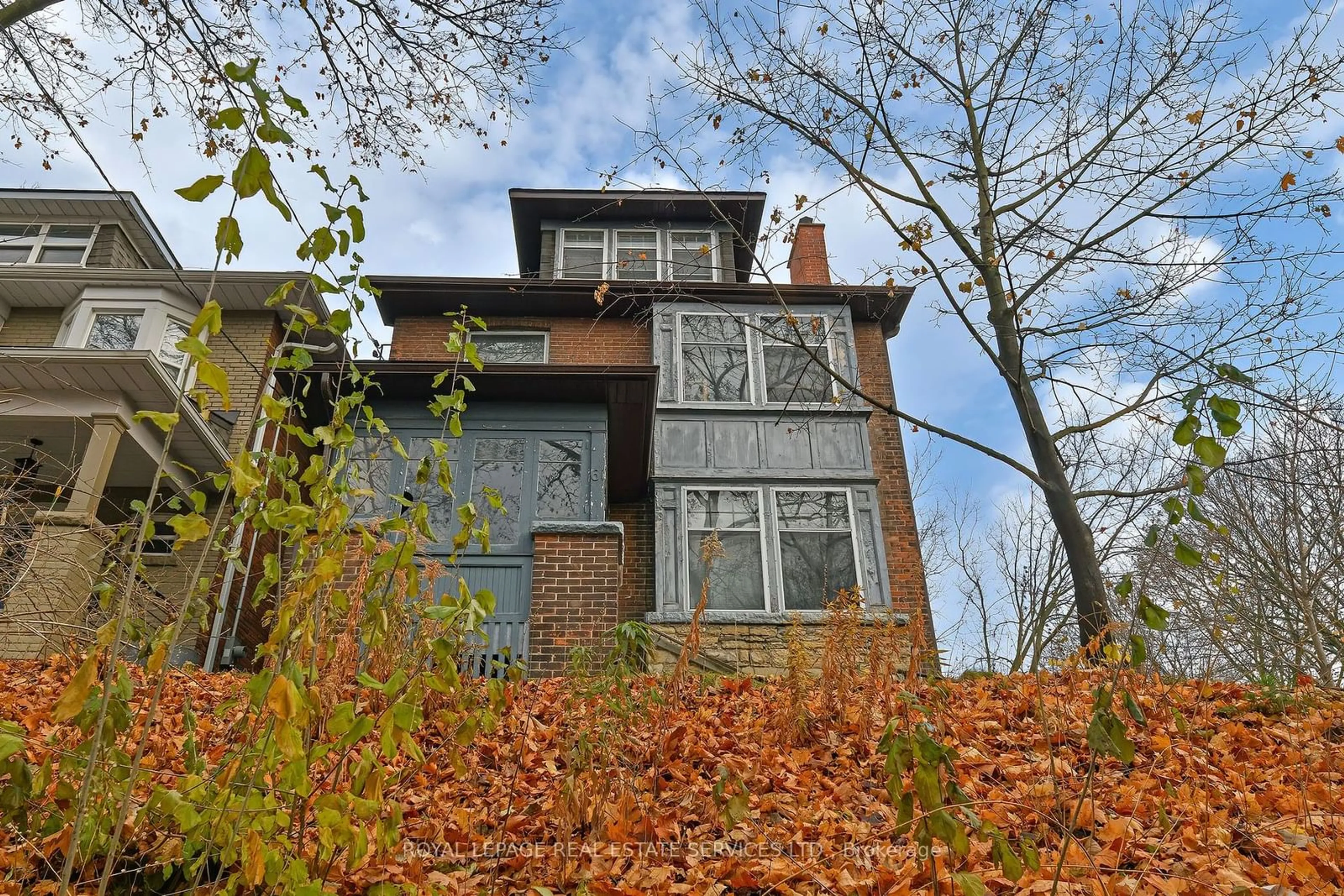 Home with brick exterior material, street for 61 Alberta Ave, Toronto Ontario M6H 2R7