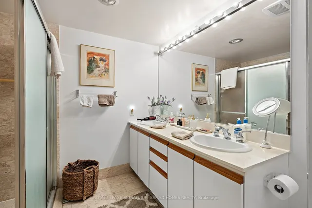 Additional property image - 1177 Yonge St Unit 210
